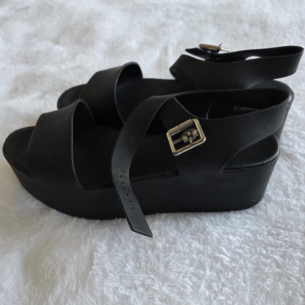 Women's Smooth Jelly Platform Ankle-Strap Sandals, Black, Size 10